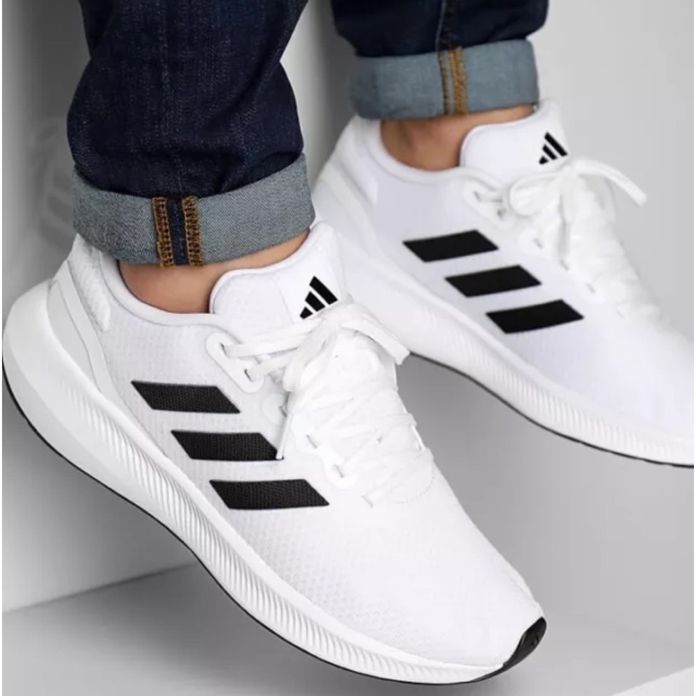 Adidas Men’s CloudFoam☁️ Classic White Sneakers
